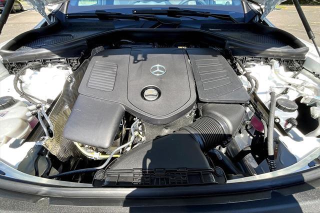 new 2025 Mercedes-Benz GLC 300 car, priced at $54,185