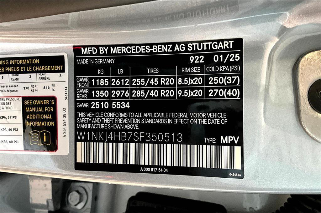 new 2025 Mercedes-Benz GLC 300 car, priced at $66,000