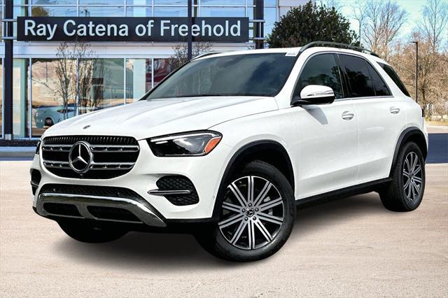 new 2025 Mercedes-Benz GLE 450 car, priced at $73,745