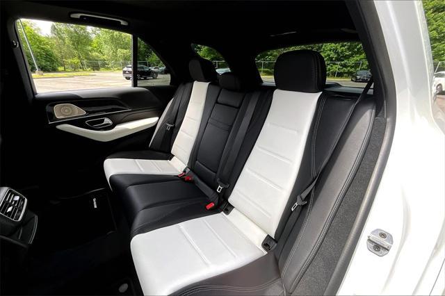 new 2025 Mercedes-Benz GLE 450 car, priced at $88,810