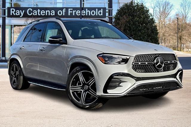 new 2025 Mercedes-Benz GLE 580 car, priced at $103,675