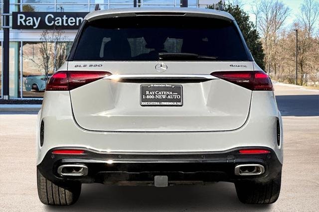 new 2025 Mercedes-Benz GLE 580 car, priced at $103,675