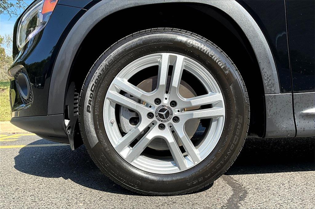 used 2022 Mercedes-Benz GLB 250 car, priced at $31,997