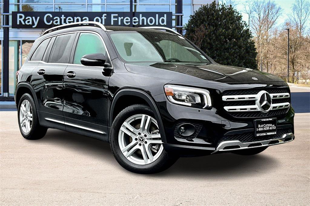 used 2022 Mercedes-Benz GLB 250 car, priced at $31,997