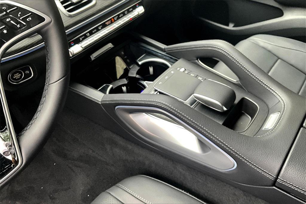 new 2026 Mercedes-Benz GLE 450 car, priced at $81,995