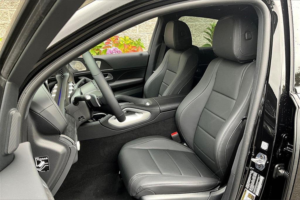 new 2026 Mercedes-Benz GLE 450 car, priced at $81,995