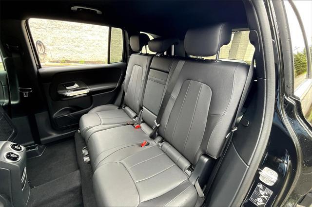 new 2025 Mercedes-Benz GLB 250 car, priced at $49,595