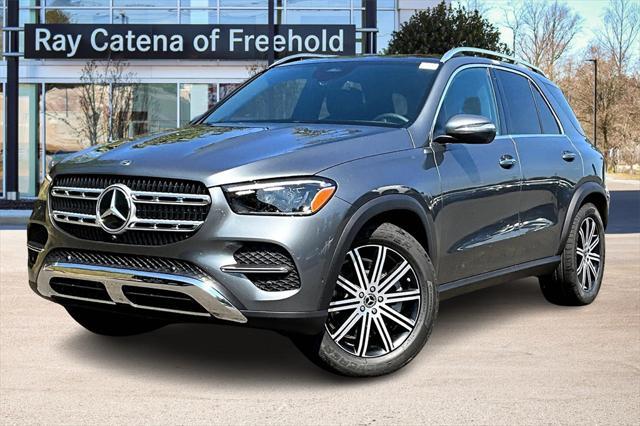 new 2025 Mercedes-Benz GLE 450 car, priced at $77,095