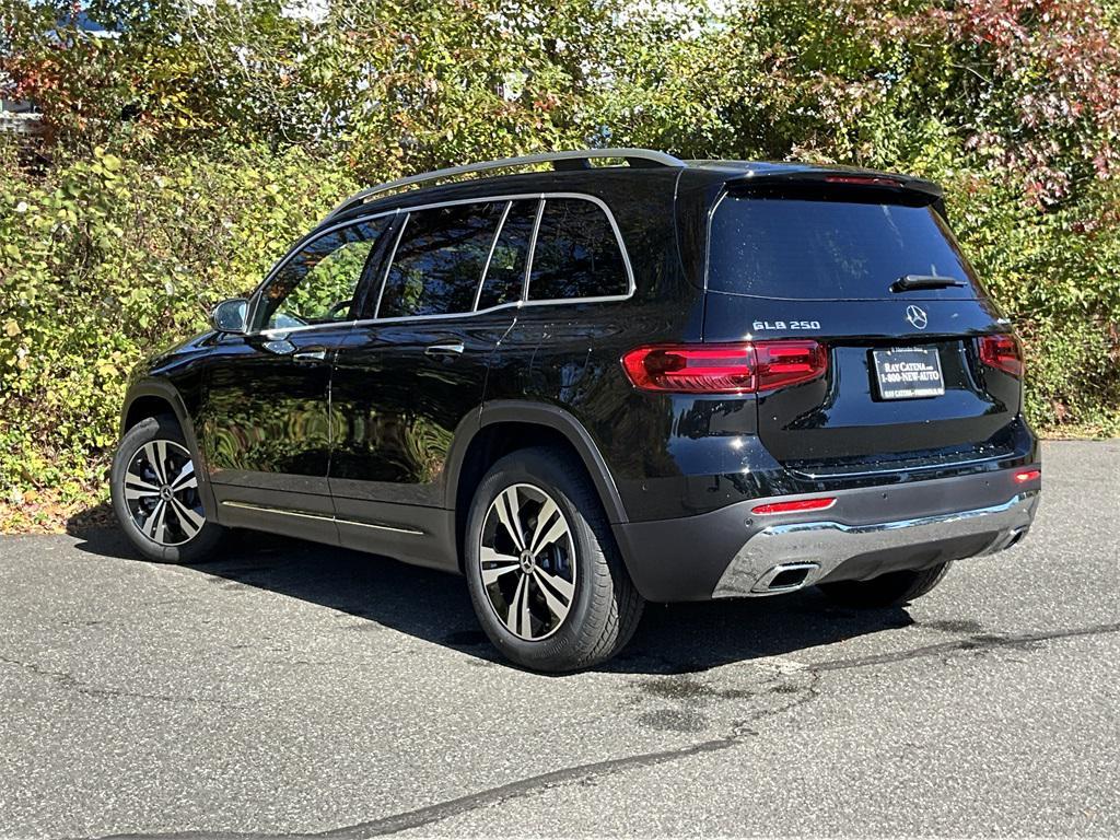 new 2026 Mercedes-Benz GLB 250 car, priced at $52,910