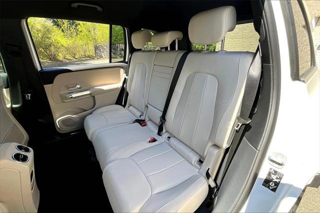 new 2025 Mercedes-Benz GLB 250 car, priced at $49,595