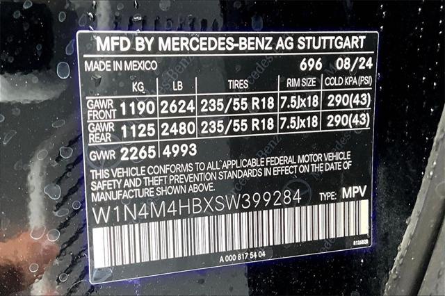 new 2025 Mercedes-Benz GLB 250 car, priced at $51,095