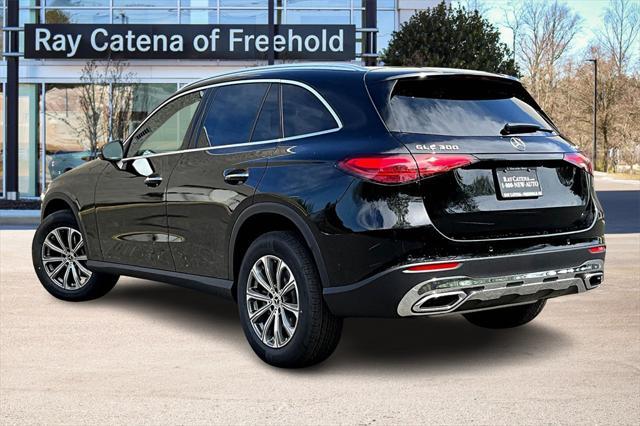 new 2025 Mercedes-Benz GLC 300 car, priced at $54,315