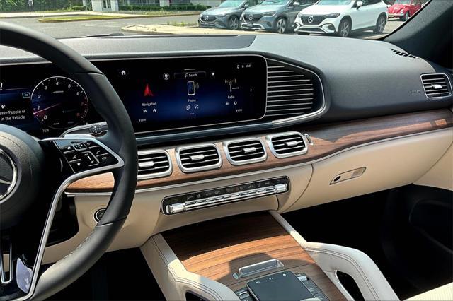 new 2025 Mercedes-Benz GLE 450 car, priced at $79,345