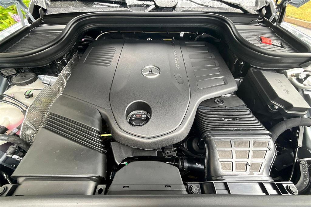 new 2026 Mercedes-Benz GLE 450 car, priced at $78,630