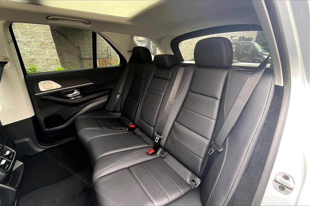 new 2026 Mercedes-Benz GLE 450 car, priced at $78,630