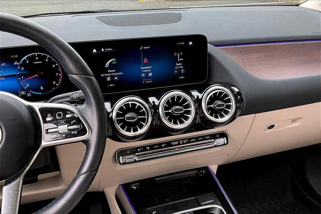 used 2023 Mercedes-Benz GLA 250 car, priced at $33,900