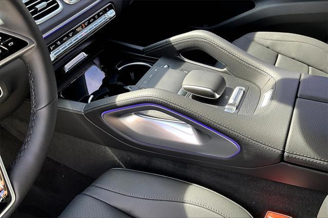 new 2025 Mercedes-Benz GLS 450 car, priced at $93,195