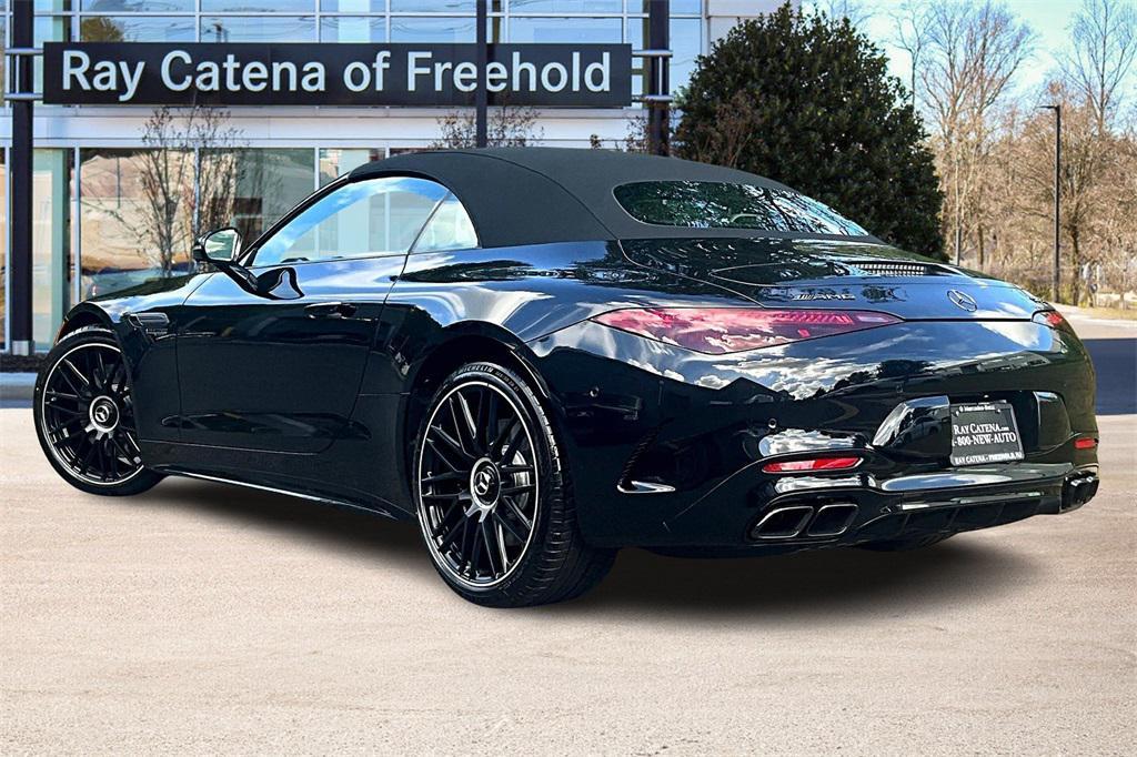 new 2026 Mercedes-Benz AMG SL 55 car, priced at $171,085