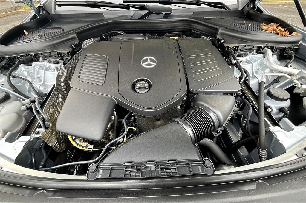 used 2025 Mercedes-Benz GLC 300 car, priced at $55,999