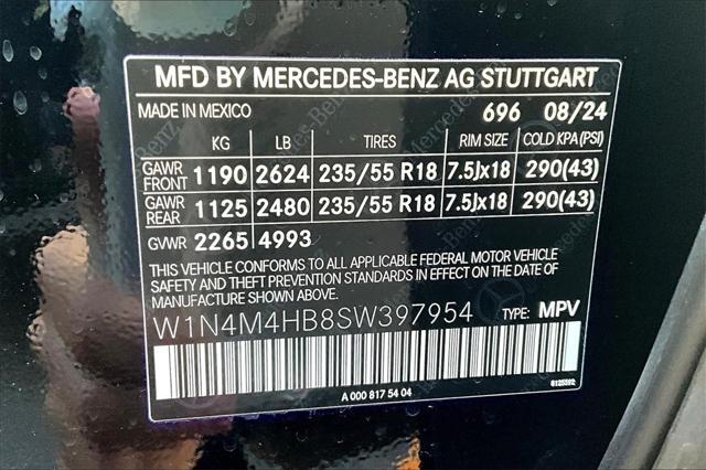 new 2025 Mercedes-Benz GLB 250 car, priced at $51,095