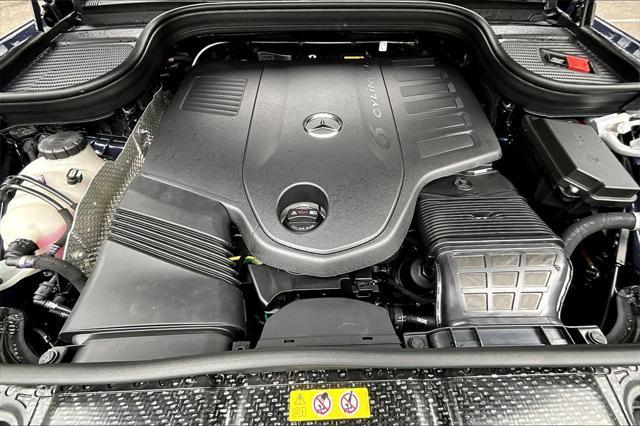 new 2025 Mercedes-Benz GLS 450 car, priced at $100,145