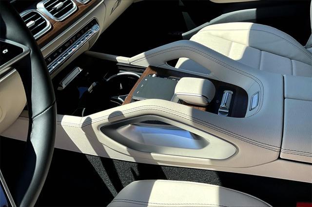 new 2025 Mercedes-Benz GLS 450 car, priced at $91,775