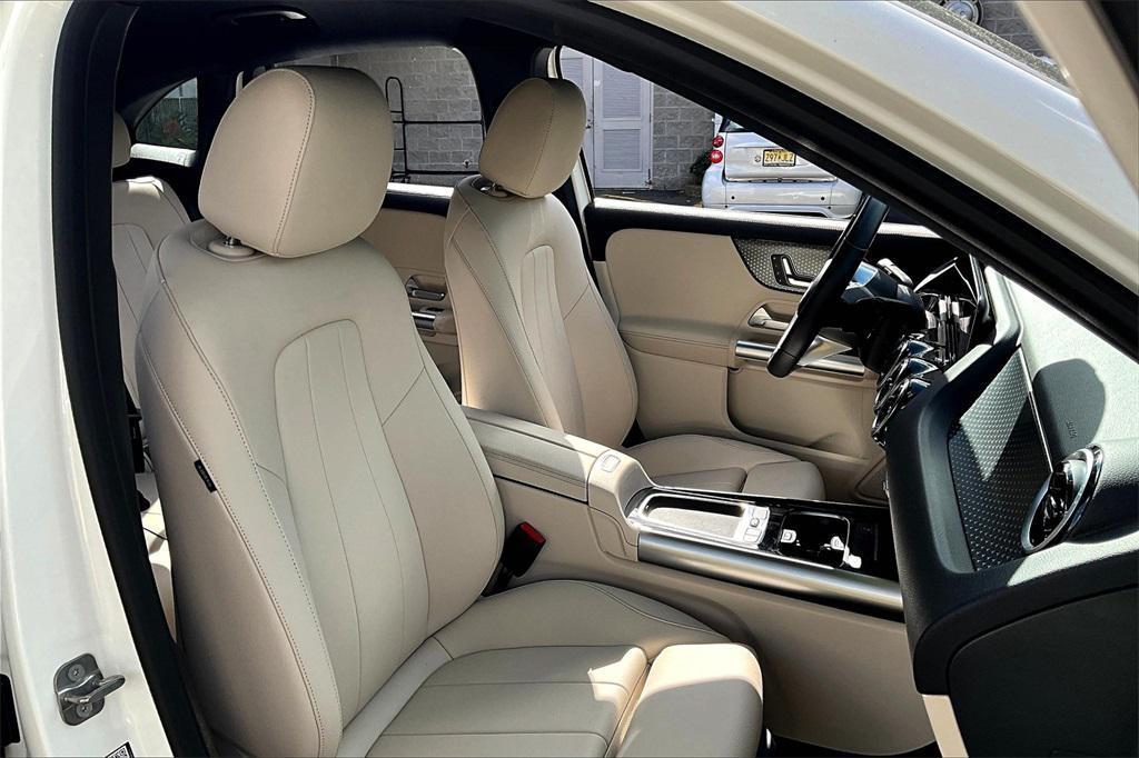 used 2025 Mercedes-Benz GLA 250 car, priced at $41,999