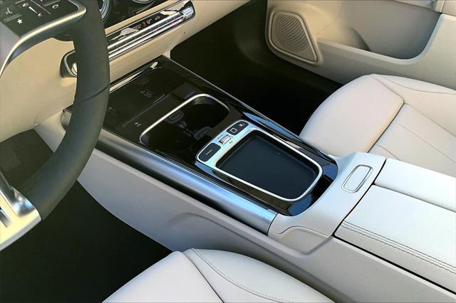 new 2025 Mercedes-Benz GLA 250 car, priced at $48,925