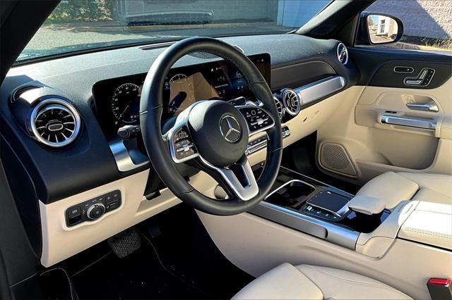 used 2023 Mercedes-Benz GLB 250 car, priced at $36,900