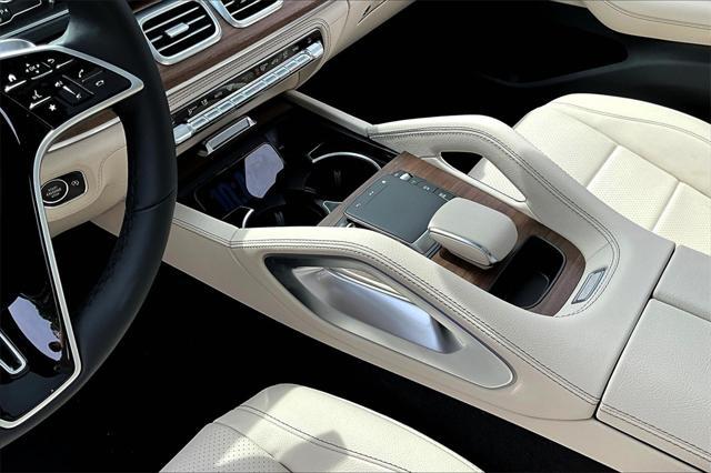 new 2025 Mercedes-Benz GLE 450 car, priced at $82,625