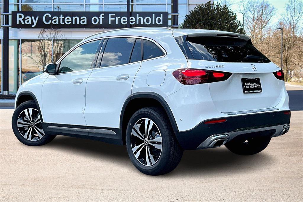 new 2026 Mercedes-Benz GLA 250 car, priced at $47,785
