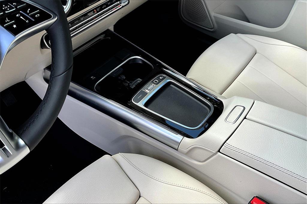 new 2026 Mercedes-Benz GLA 250 car, priced at $47,785
