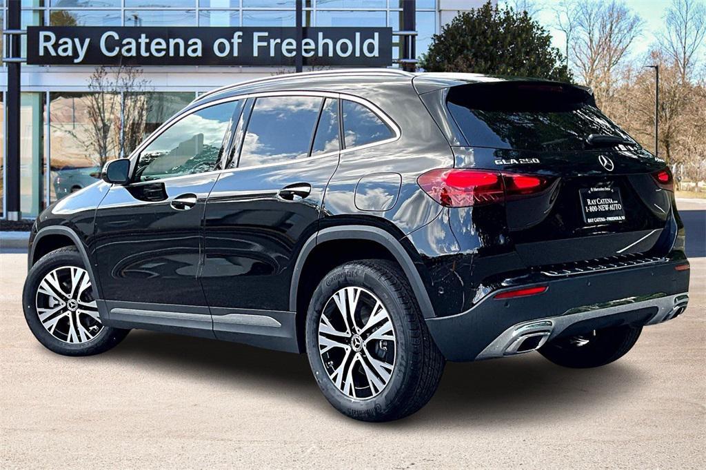 new 2026 Mercedes-Benz GLA 250 car, priced at $47,785