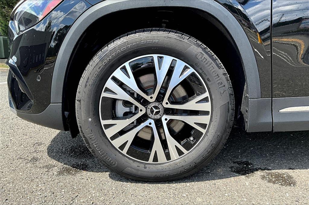 new 2026 Mercedes-Benz GLA 250 car, priced at $47,785