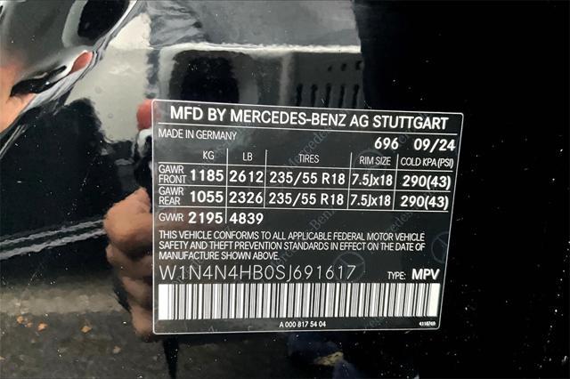 new 2025 Mercedes-Benz GLA 250 car, priced at $47,295