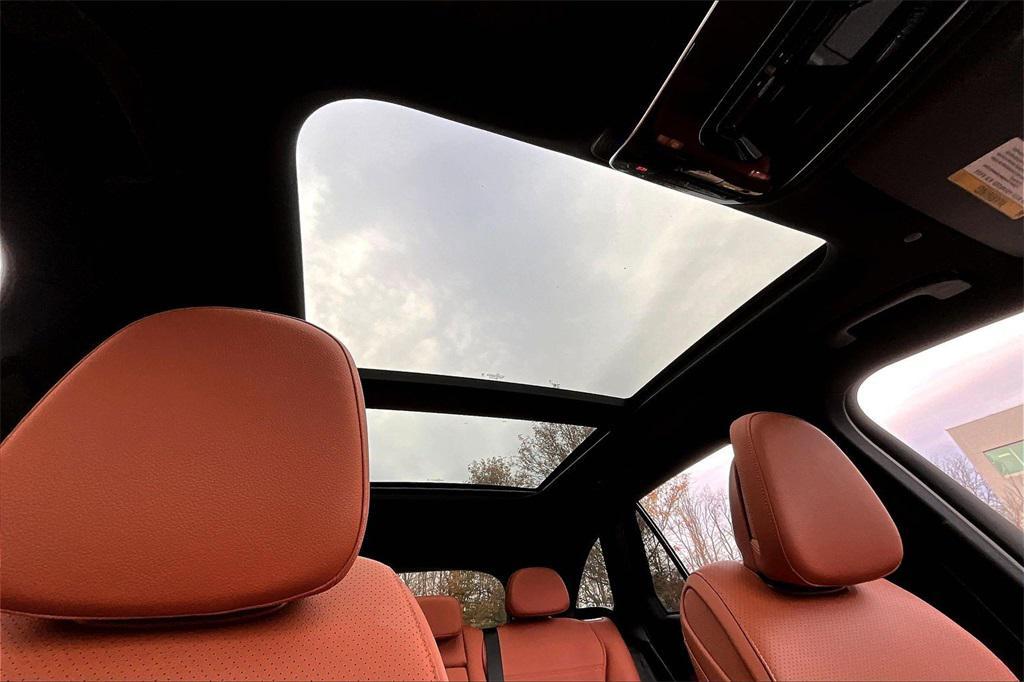 used 2023 Mercedes-Benz GLC 300 car, priced at $41,475