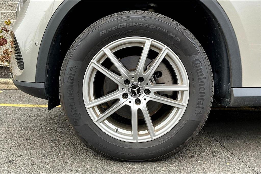 used 2023 Mercedes-Benz GLC 300 car, priced at $41,475