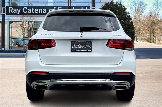 used 2022 Mercedes-Benz GLC 300 car, priced at $37,900