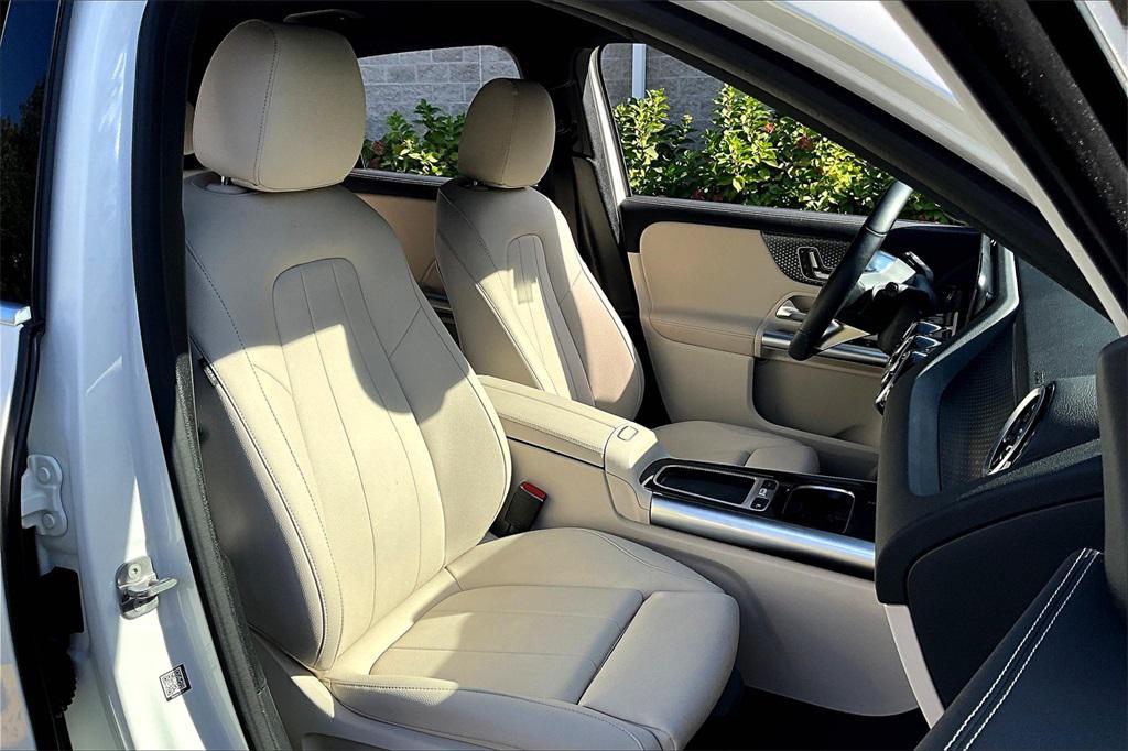 used 2025 Mercedes-Benz GLA 250 car, priced at $41,999