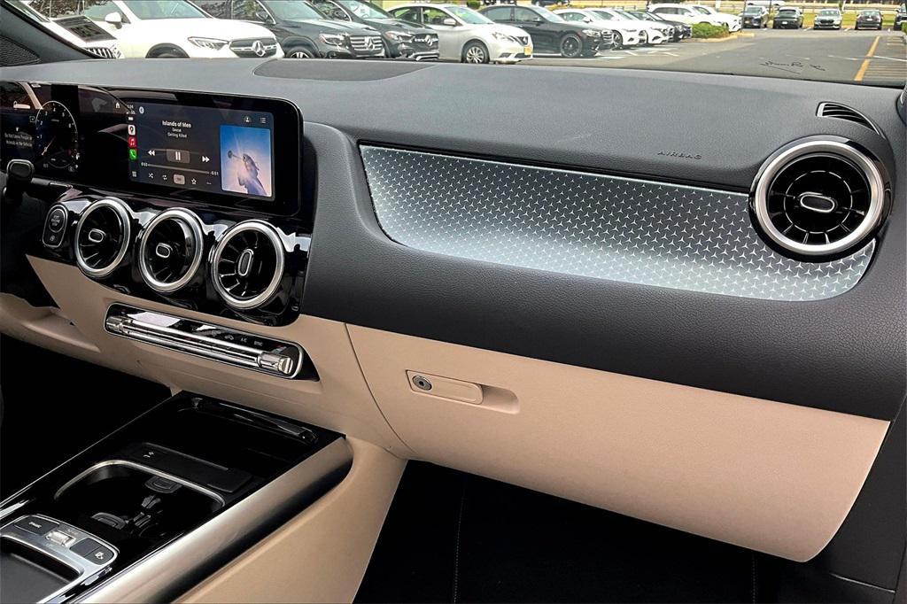 used 2025 Mercedes-Benz GLA 250 car, priced at $41,999