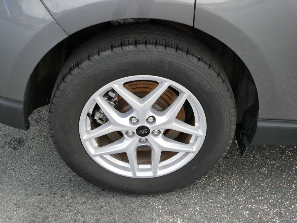 used 2024 Ford Edge car, priced at $22,987