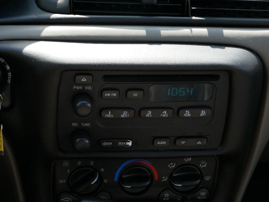used 2005 Chevrolet Classic car, priced at $1,487