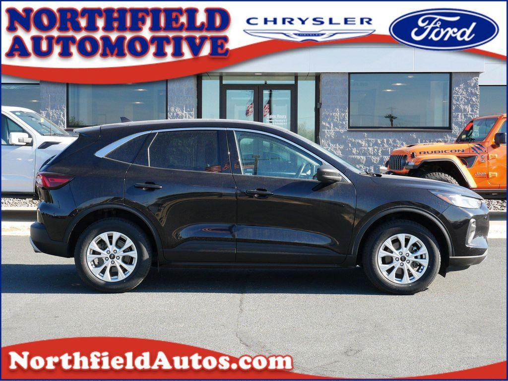 used 2023 Ford Escape car, priced at $20,987