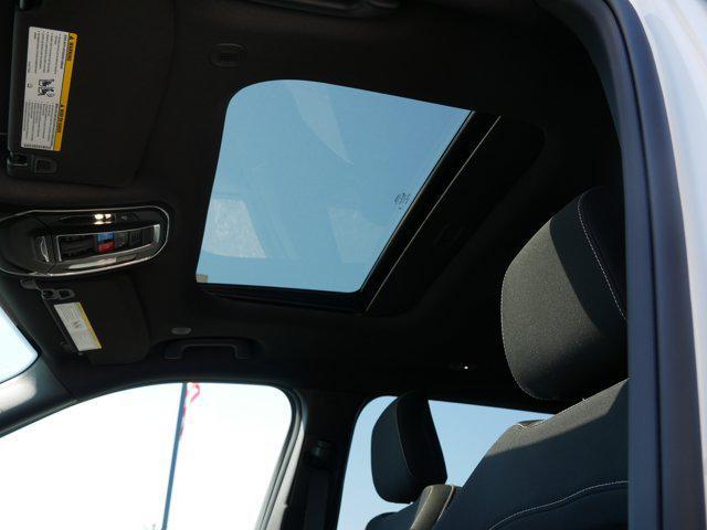new 2025 Jeep Grand Cherokee L car, priced at $43,237