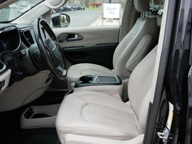 used 2021 Chrysler Pacifica Hybrid car, priced at $22,487