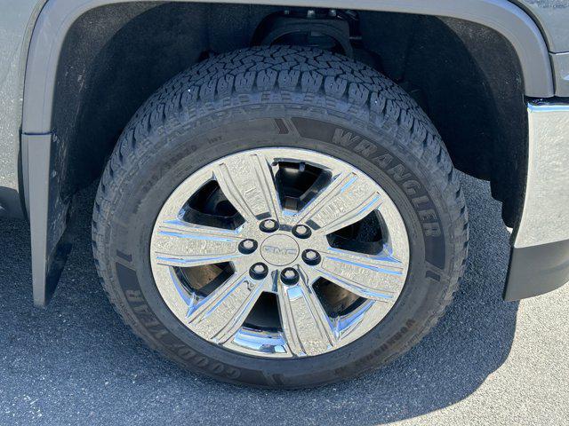 used 2018 GMC Sierra 1500 car, priced at $33,987