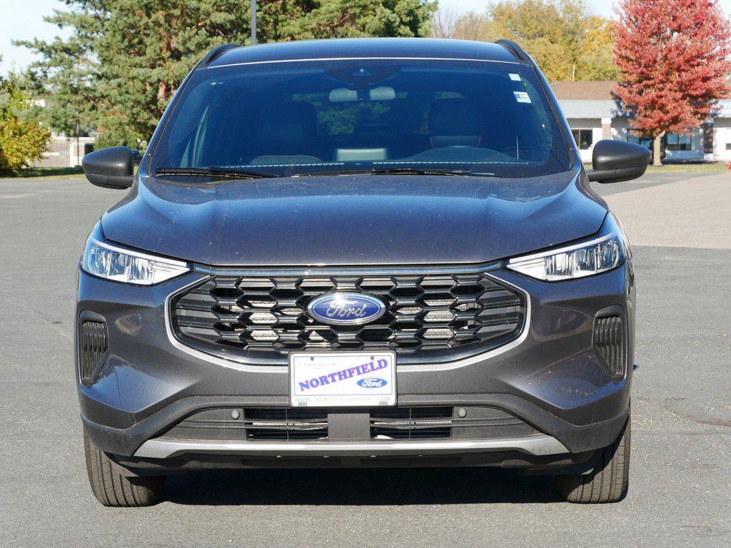 used 2025 Ford Escape car, priced at $25,987