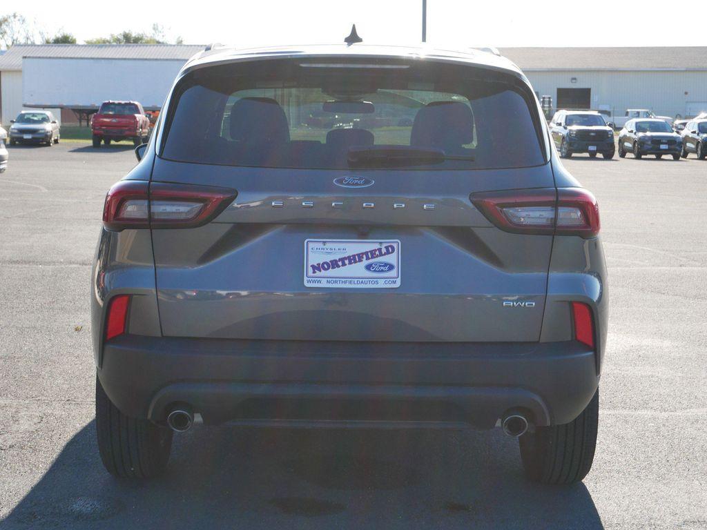 used 2025 Ford Escape car, priced at $25,987
