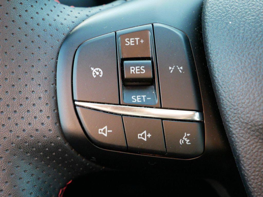used 2025 Ford Escape car, priced at $25,987