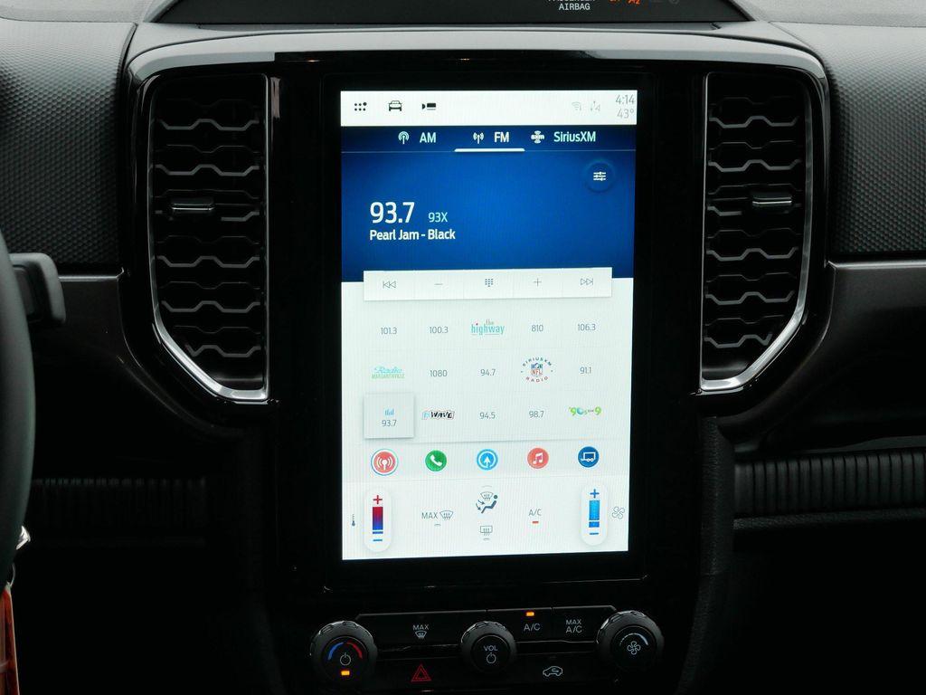 new 2025 Ford Ranger car, priced at $39,920